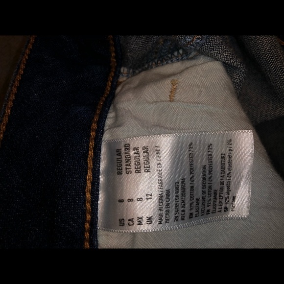 Used Womens Ripped American Eagle Jeans - Picture 4 of 4